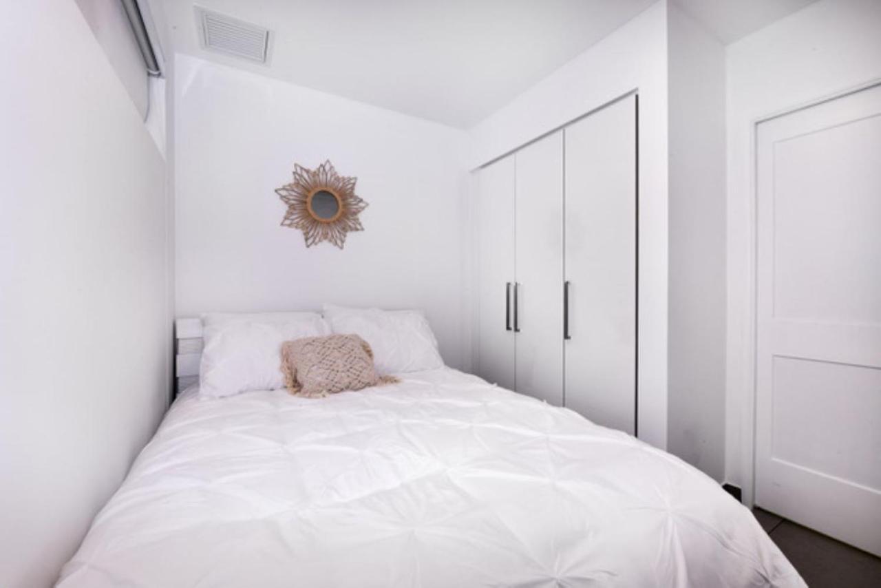 Stylish Luxury Condo, Central Location, Ocean View, Pool, Gym Oranjestad Dış mekan fotoğraf