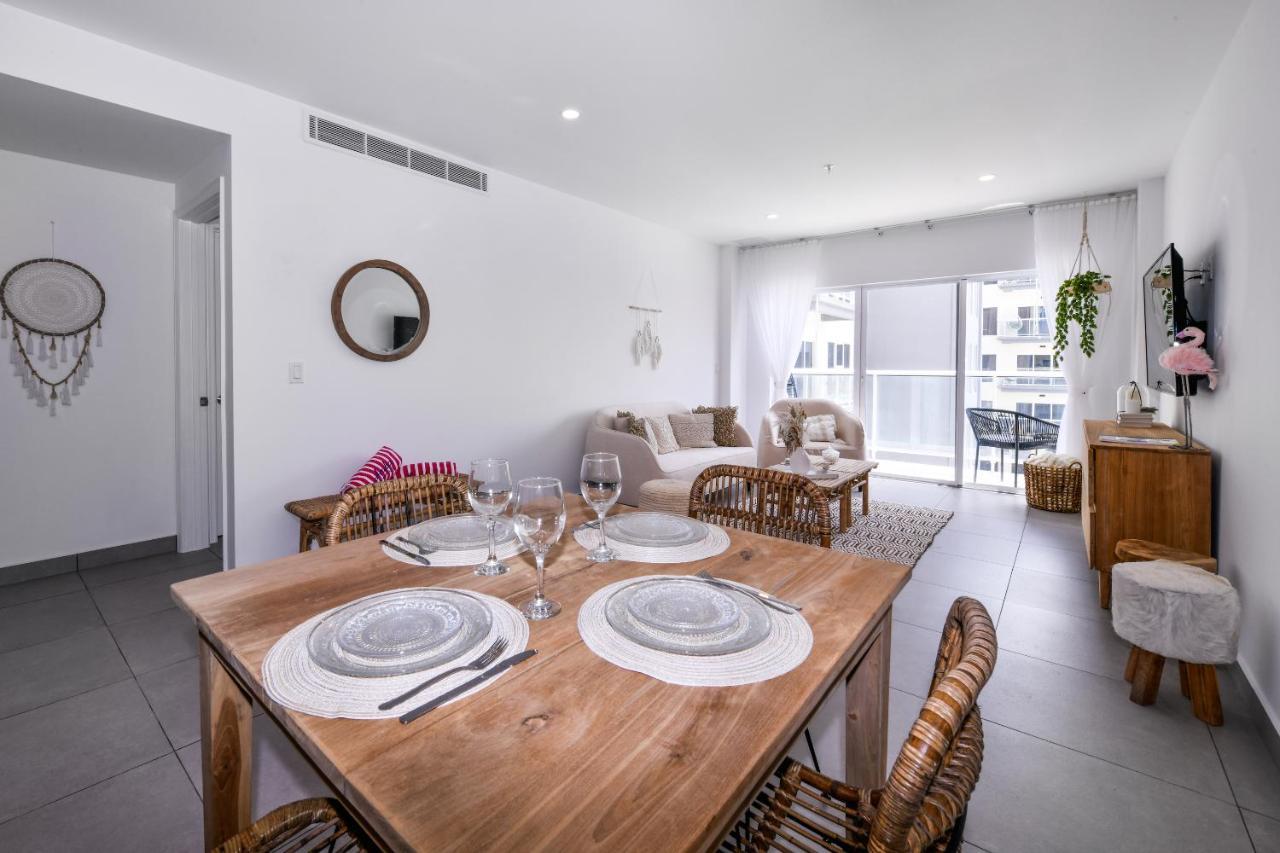 Stylish Luxury Condo, Central Location, Ocean View, Pool, Gym Oranjestad Dış mekan fotoğraf