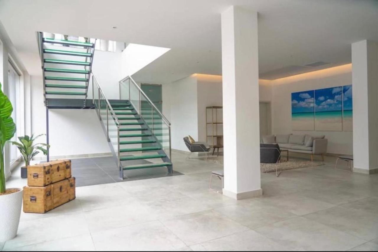 Stylish Luxury Condo, Central Location, Ocean View, Pool, Gym Oranjestad Dış mekan fotoğraf