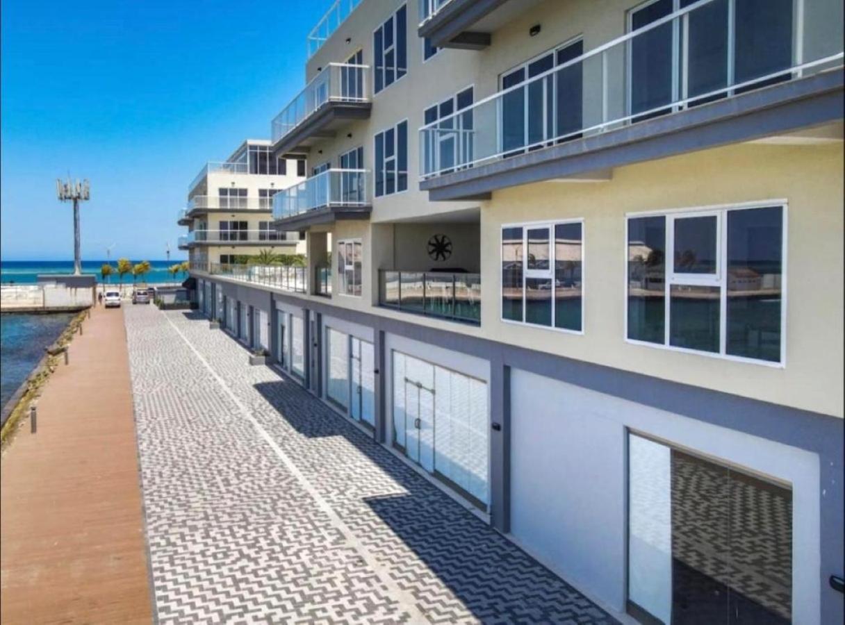 Stylish Luxury Condo, Central Location, Ocean View, Pool, Gym Oranjestad Dış mekan fotoğraf